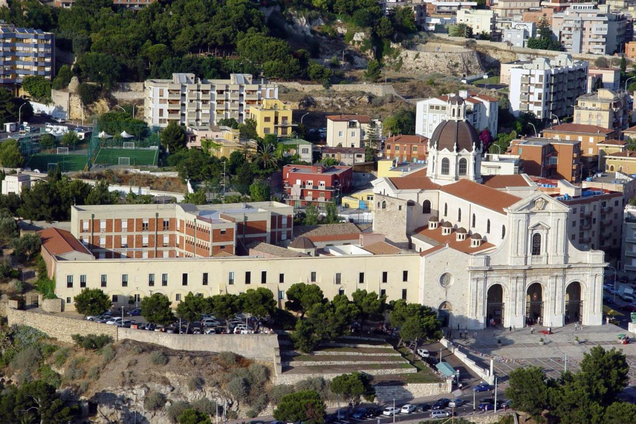 Sorores Bed&Breakfast Cagliari Dış mekan fotoğraf